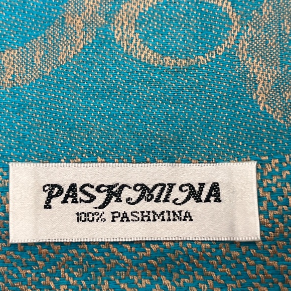 New, Never Worn, Gorgeous Pashima Scarf. Reversible. 72” by 28”. - Picture 7 of 9